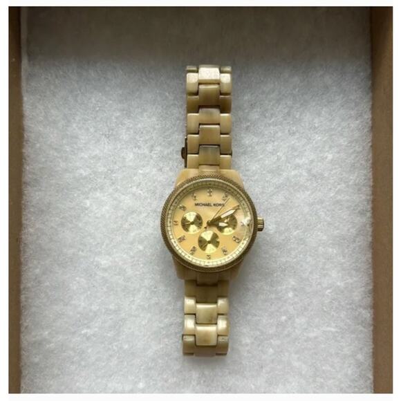 Michael Kors Chronograph Women's Watch MK5039 - Picture 7 of 9